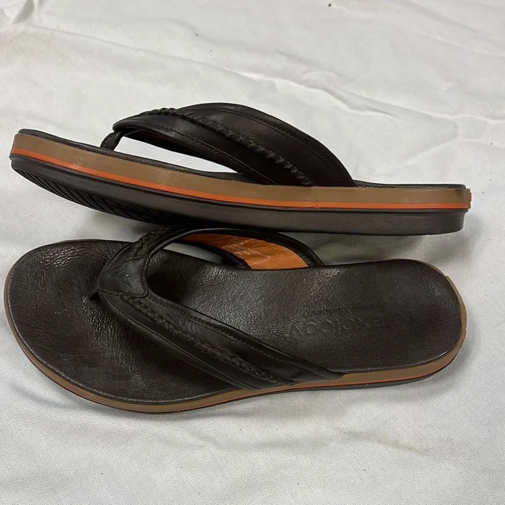 Tommy Bahama Black Sandals Classic Thong Design